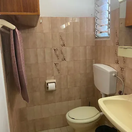 Anatoli Apartment